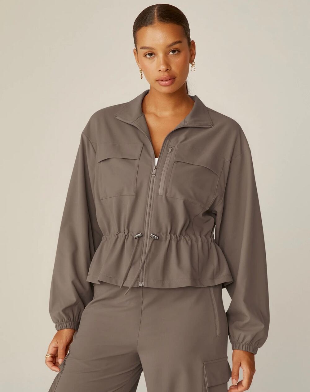 BEYOND YOGA City Chic Jacket color Dune size XL (see pics and narrative)